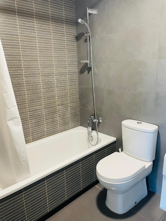 Fira De Barcelona City View Apartment With Garage Parking L'Hospitalet de Llobregat Exterior photo